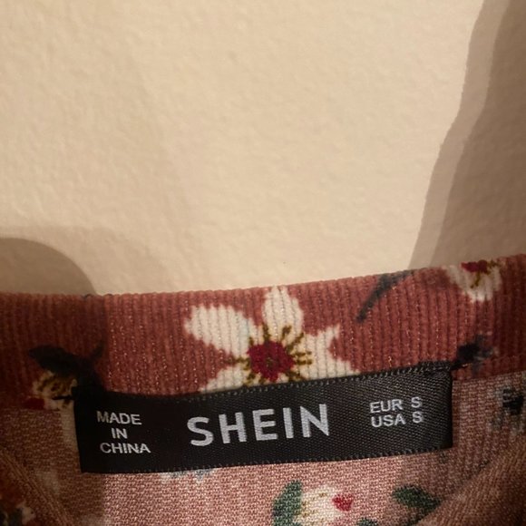 Floral Jumper Dress from Shein - Picture 3 of 4